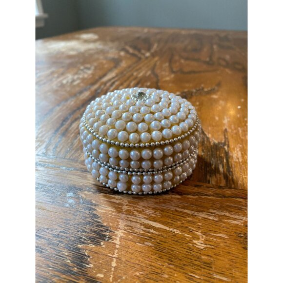 Vintage Pearl-Embellished Round Jewelry Trinket Box With Rhinestone Accent & Vel - Picture 7 of 7